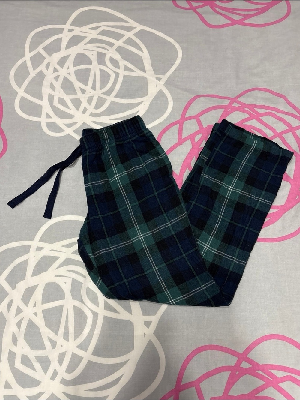 Old Navy Green and Navy Blue Plaid Pajama Pants